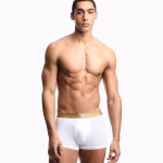 Intimo Parola chiave principale: intimo uomo Emporio Armani Parole chiave secondarie: boxer uomo Emporio Armani, slip uomo Emporio Armani, intimo firmato uomo, boxer Armani uomo.