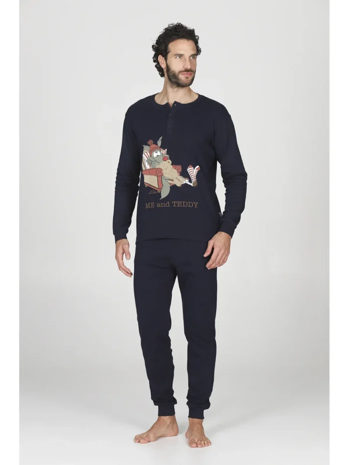 PIGIAMA UOMO HAPPY PEOPLE IN CALDO COTONE DELLA COLLEZIONE INVERNO 2026. COLORE BLU "ME & TEDDY"