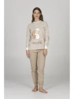 PIGIAMA DONNA HAPPY PEOPLE IN CALDO COTONE STAGIONE INVERNO 2026 A RIGHINE BEIGE E PANNA CON PANTALONE BEIGE "SE MI CERCHI SONO A LETTO CON L'ORSETTO"