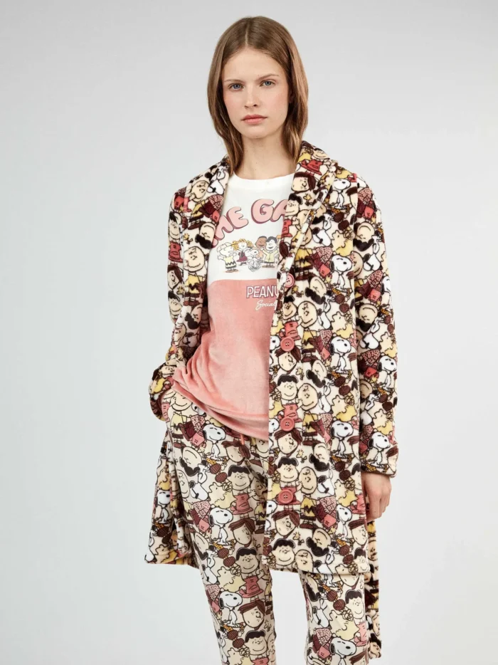 VESTAGLIA IN MORBIDISSIMO TESSUTO CORAL CON STAMPA SNOOPY - immagine 3