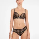 Meta title: Completini Intimi Donna Gisela | Secrets Intimo Meta description: Scopri i completini intimi donna Gisela su Secrets Intimo. Lingerie femminile, reggiseni e slip coordinati per ogni stile. Acquista online. URL consigliato: /completini-intimi-donna-gisela/ Parola chiave principale: completini intimi donna Gisela Parole chiave secondarie: completi intimo donna, lingerie Gisela, reggiseno e slip coordinati, intimo donna Gisela.